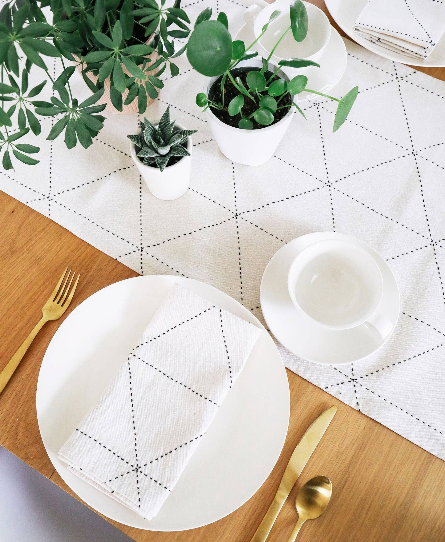 Graph Embroidered Napkins - Set of 2: Bone