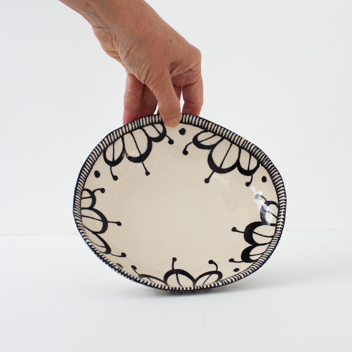 Lace Collection: Clover 7" Bowl
