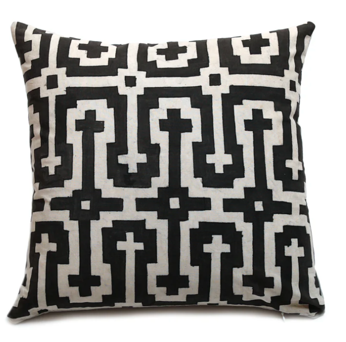 Shipibo Bold Pillow 18x18"